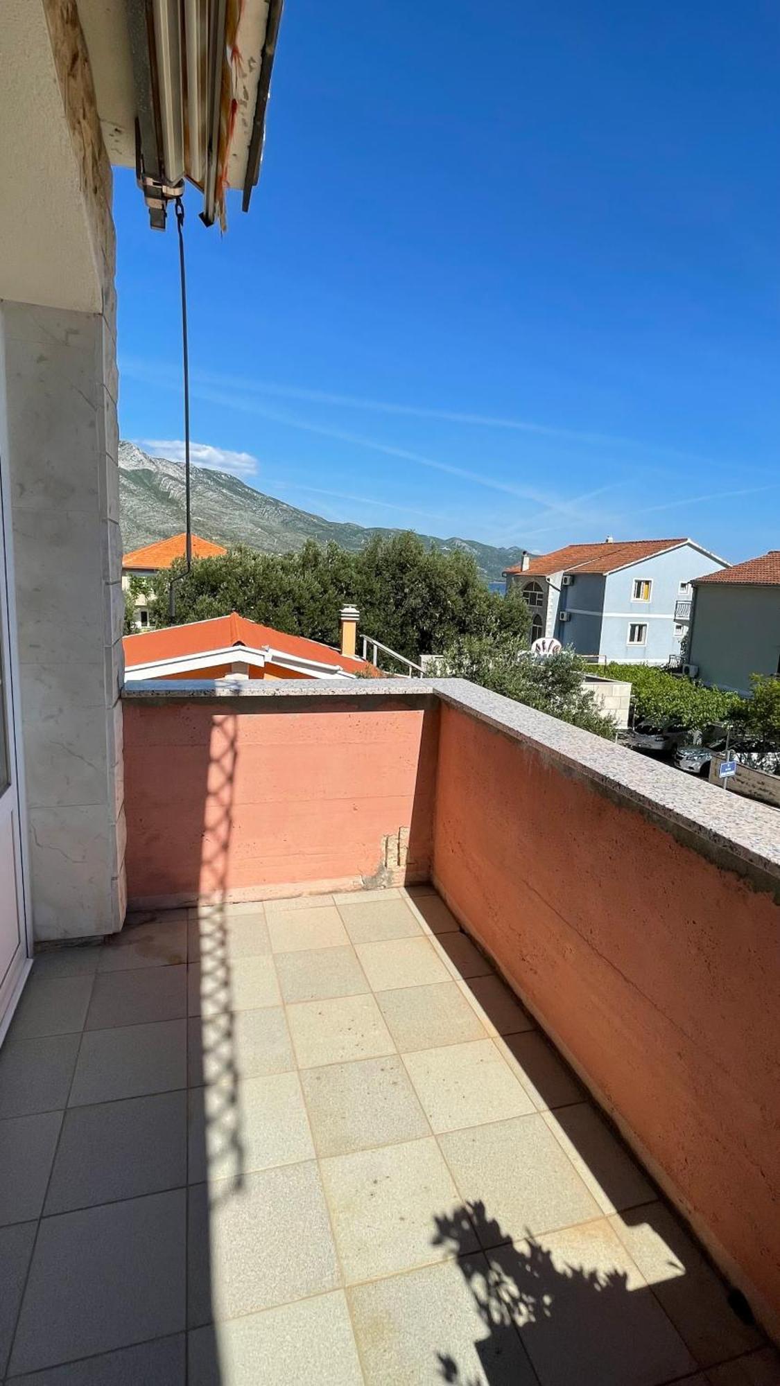 Apartmani Slavonija Orebić Стая снимка