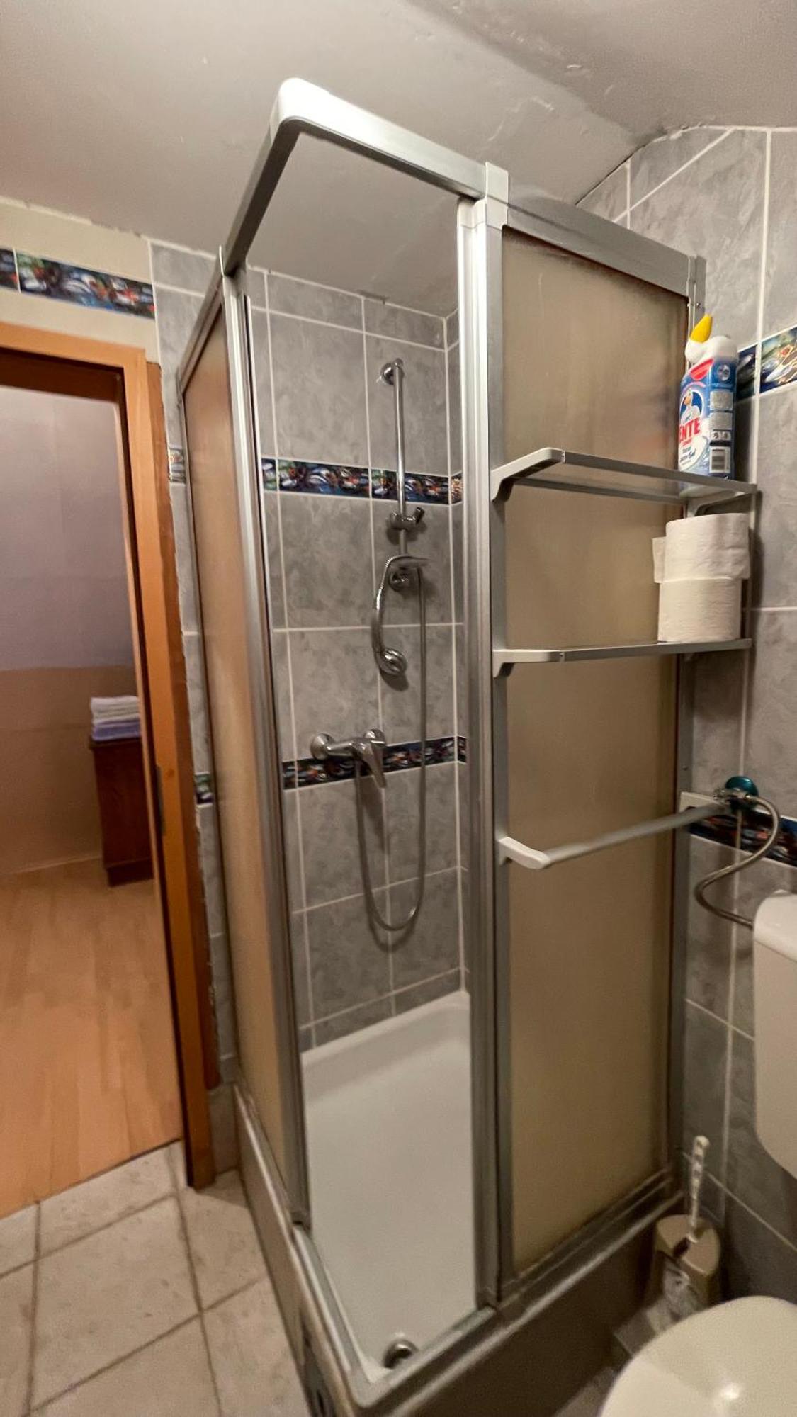 Apartmani Slavonija Orebić Стая снимка
